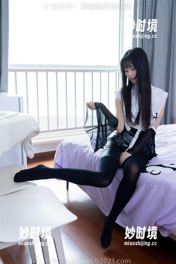 BoBoSocks袜啵啵 - 一览无余的小甜豆:私房丝袜图包大旋风-妙时境 BoBoSocks袜啵啵 - 一览无余的小甜豆:私房丝袜图包大旋风-妙时境