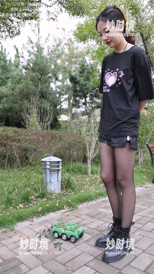 BoBoSocks袜啵啵 - 芝士在线：白棉袜的平凡却诱惑的时刻-妙时境