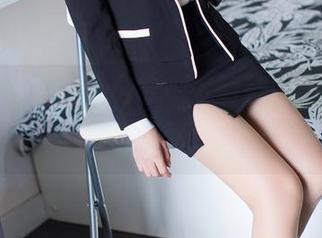 IMiss爱蜜社 - 分享一下莉莉Lily的制服套图，真没想到还有这种‘学习’方式！