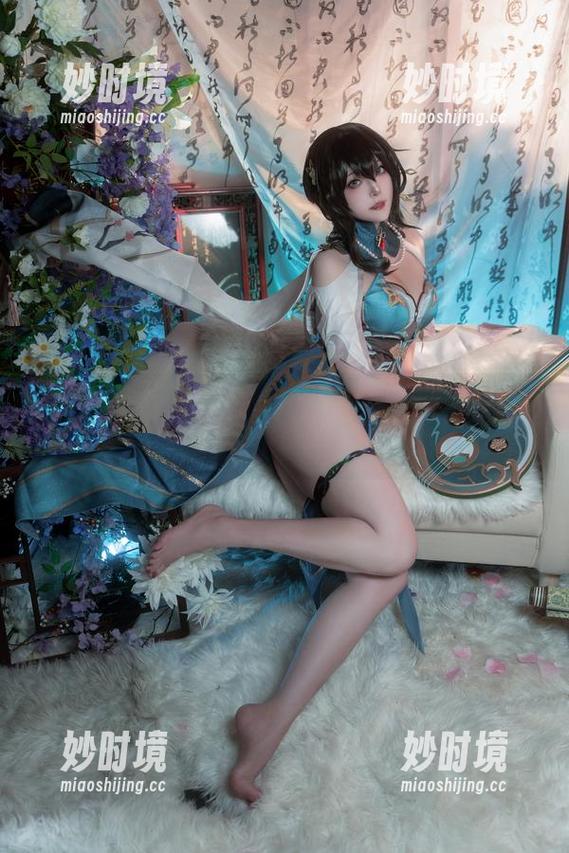 Natsuko夏夏子的套图更新！这驯服的姿势不太寻常啊！-妙时境