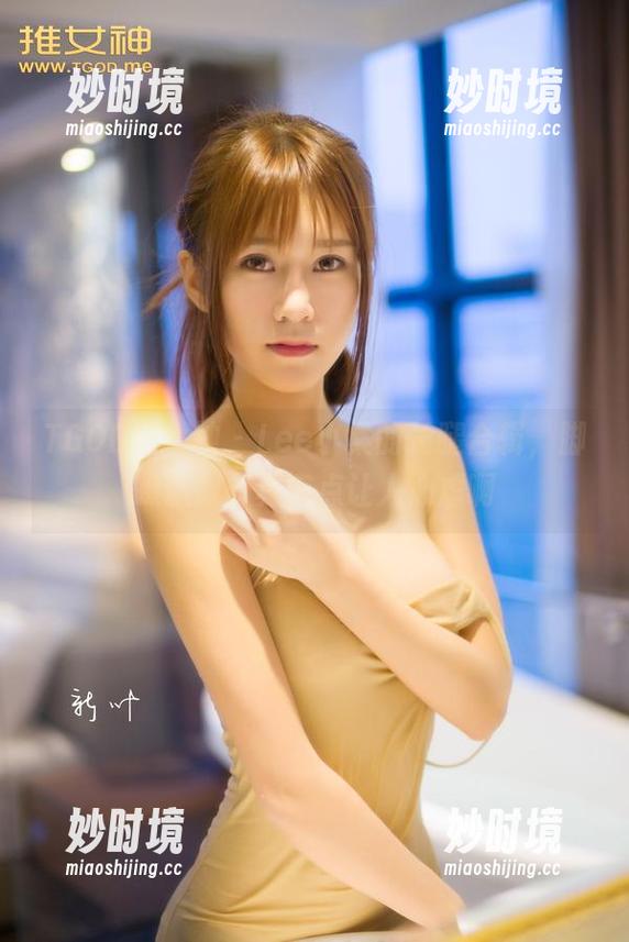 TGOD推女神 - Lee小棠的长腿合辑，脚踝飘飘，真有点让人心虚啊-妙时境