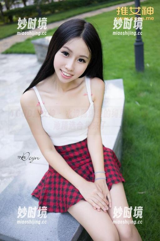 TGOD推女神 - 水波荡漾里的绮里嘉：泳池精选合集来了-妙时境