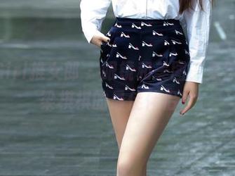 TuiGirl推女郎 - 眼镜和美图，竟然成了梁棋棋的最佳伴侣！