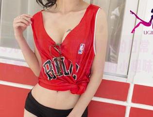 UGirls尤果网 - 看那赵智妍的日常，原图待下载，饱含了不经意的小趣味！