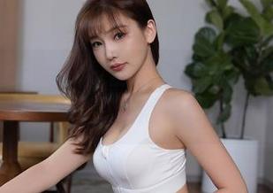 Xiuren秀人网 - 当奈汐酱nice遇上连衣裙，谁和我一样想赢得福利图集的探险？
