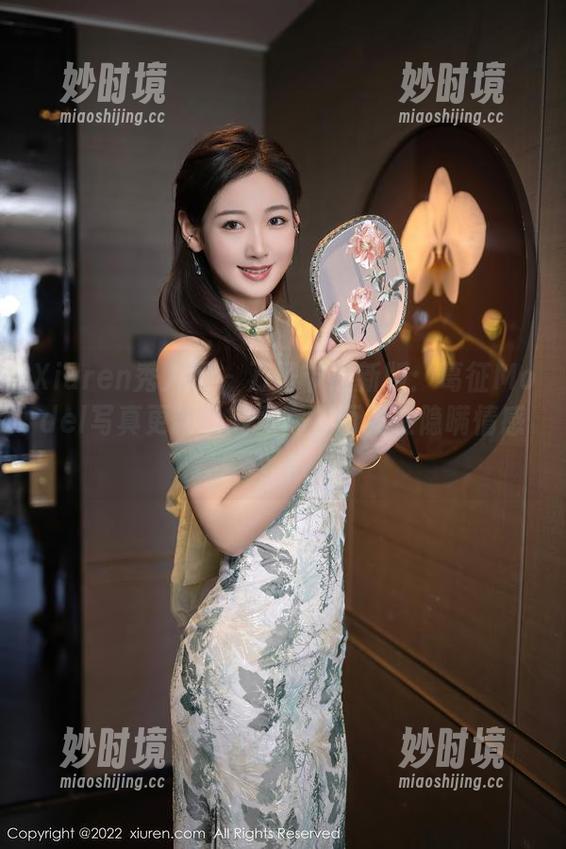 Xiuren秀人网 - 万圣节最新版：葛征Model写真更新，究竟哪些面具在隐瞒情感？！-妙时境