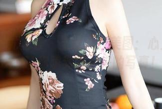 YouMi尤蜜荟 - 圣诞疯狂美图：心上可Flora让你嗑到飘起来的写真！