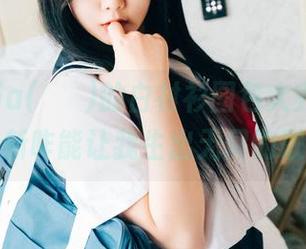OK，Zia(지아)的白衬衫图包大兜底，这份清新咋能让我生出无尽的联想？