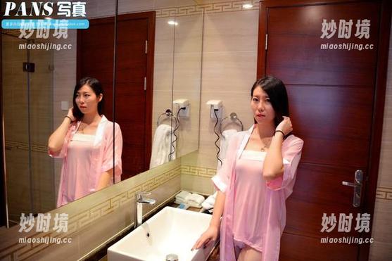 pans - 当修女也会耍宝，薇妮的私房和原图对比果然太精彩！-妙时境