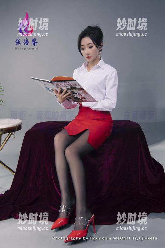 丽柜 - 蕊蕊的高清“双生花”，在圣诞季节的“对称”狂欢中翻滚-妙时境