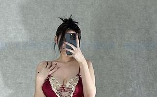 微密圈 - 把乙醇子的黑丝腿放进下载列表，看着就是开心！