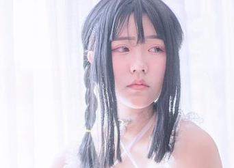 今汐：穿上婚纱后我变得像壁纸一样可爱！