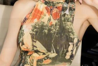 克拉女神 - 泳衣与网盘，孟君的私密藏品你能拒绝吗？