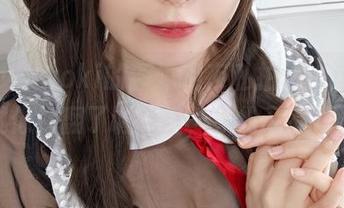 发条少女yoki的新婚初夜私拍——这套图就像打翻了调色盘，缤纷又有趣！