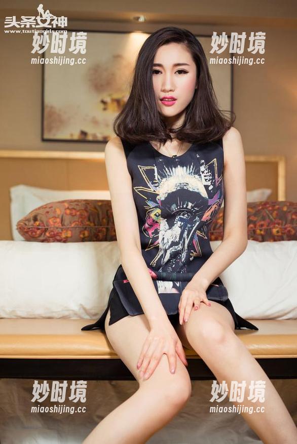 头条女神 - 图库里隐藏的裸足小晴子，那个，谁能抗拒这样的资源呢？-妙时境