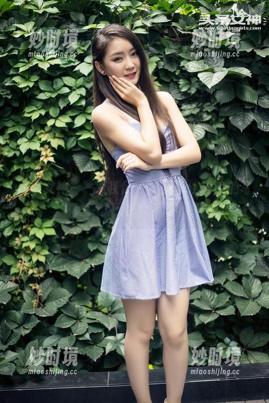 头条女神 - 一双裸足，果儿Victoria的写真集，精选到让人想叹气-妙时境