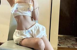 微密圈 - 妮是老虎的全套展示，你的心会在“欲拒还迎”里蹦迪！