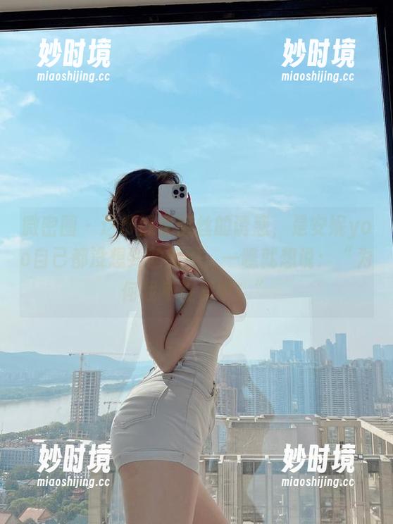 微密圈 - 这份黑色蕾丝的诱惑，是安妮yoo自己都没想到的美图，一瞧就想说：“为何我不在其中！”-妙时境