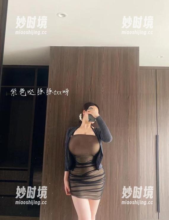 微密圈 - 嘘，小芯酱的高清图册，一个页面，一道魔法。-妙时境