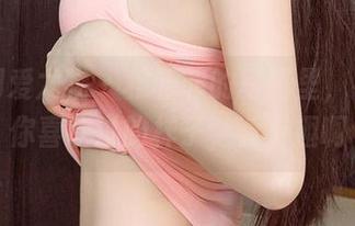 尤果网爱尤物 - 穆菲菲的写真里，有那种你喜欢过的样子，真有趣啊