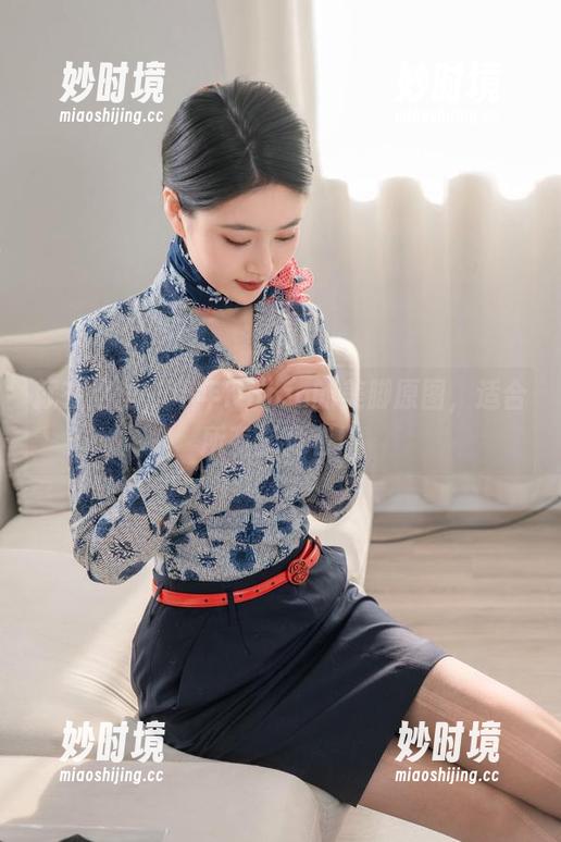 就在这里，年年Nnian的美脚原图，适合所有崇拜者！-妙时境