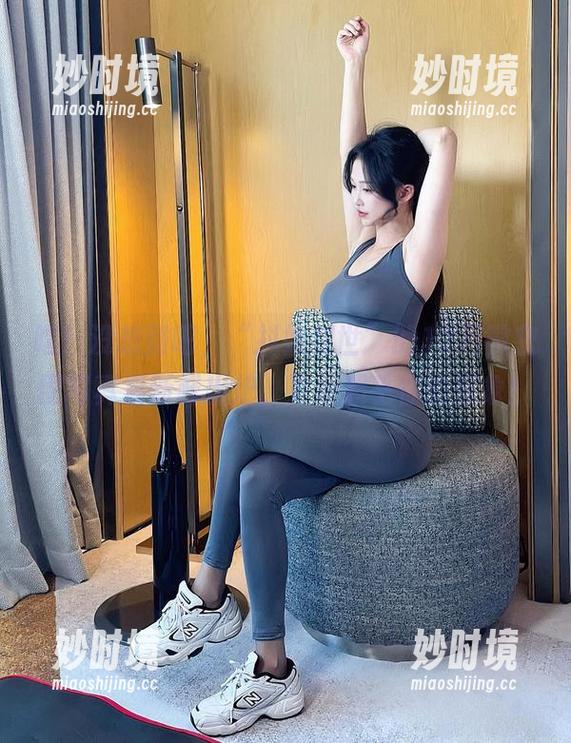 嘿！没想到吧，“抖娘利世”的12月微密圈写真集新鲜出炉，更新超乎你的想象！-妙时境