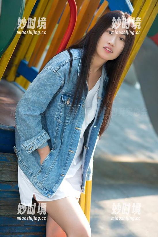 推女郎 - 教室见：李丽莎的图包其实也会考试-妙时境