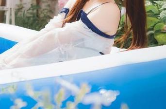 夏天就要来桜桃喵的灵梦套图，分享点点滴滴的欢乐！