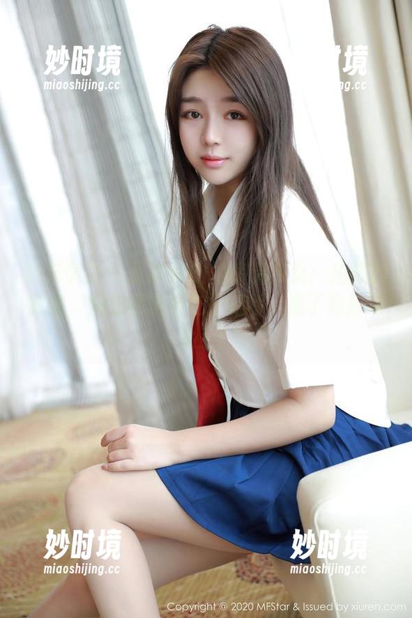 模范学院 - 夏茉GIGI的高清少女：拍照的时候，她在和风也在打招呼，成了隐形的女王！-妙时境
