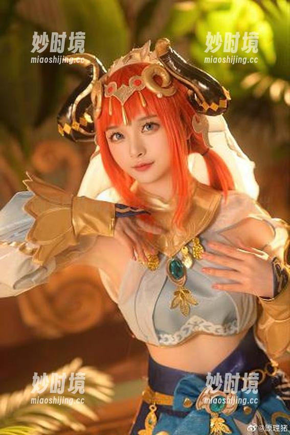 白莉爱吃巧克力的短裙合集，时不时冒出点调皮的风-妙时境