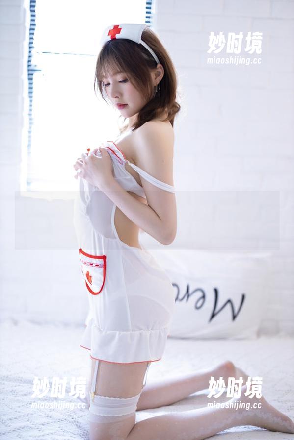 白露Bululu的新圣诞写真集，慢半拍的更新，快看别人聊啥-妙时境
