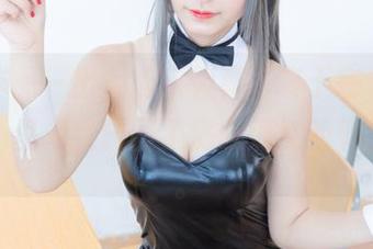 最新作品一出，神乐坂真冬终于在“圣诞魔法”里把我拉回了满眼满屋的节日气氛。