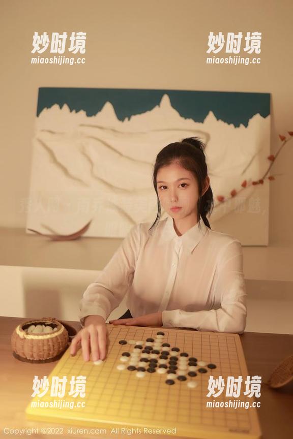 秀人网 - 南乔泳装美图聊聊，水中邪魅，眼睛不够用！-妙时境