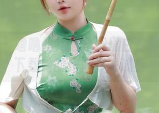 秀人网 - 噜噜妞儿怎样把黑白变得有趣？下载她的作品集试试看