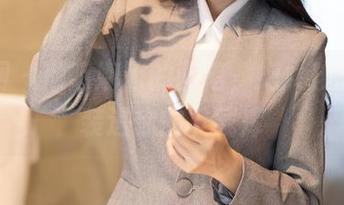 秀人网 - 倾听娜比的画笔，把女孩的细节装进你的下载库