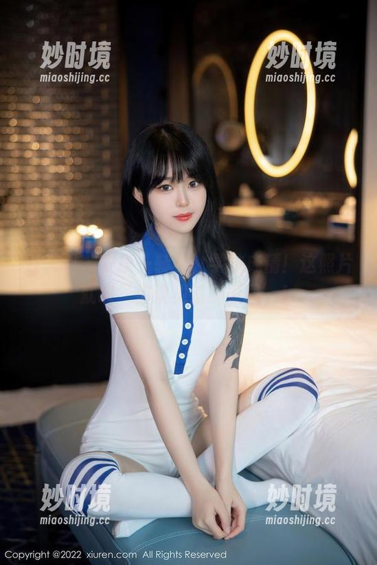 秀人网 - 安琪一转身，学妹成精！这照片就叫‘你没见过的原图’！-妙时境