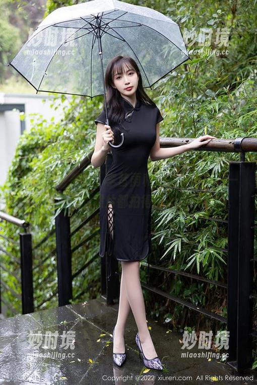 秀人网 - 看吧，李昔雨和她那条白裙——真是把平常的照片都拍得那么不平常啊。-妙时境