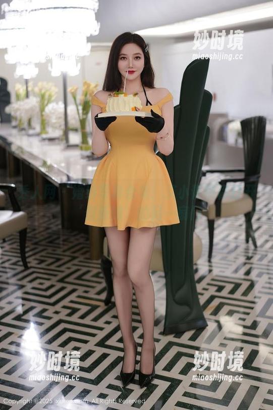 秀人网 - 婚纱写真合集：艾小青带你打开‘假新娘’的另一扇门-妙时境