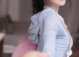 秀人网 - 顾楚楚的水手服，当然少不了私房写真里的那些暧昧小情愫，想说却又没说。