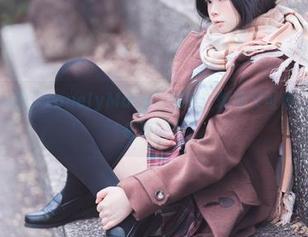 落落Raku的“LonelyMary”套图：孤独又可爱，画面里有故事吗？