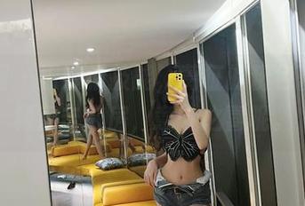 微密圈 - 撩妹新技能，葛征的粉色蕾丝福利直击心房，意外之喜呢。