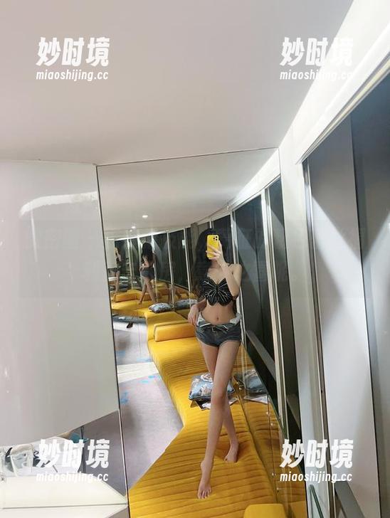 微密圈 - 撩妹新技能，葛征的粉色蕾丝福利直击心房，意外之喜呢。-妙时境