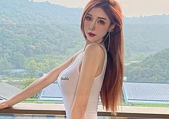 微密圈 - 最新写真？超辣的林一身穿JK，意想不到的感觉在我脑海里酝酿，画面真不错。
