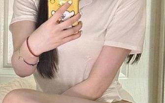 微密圈 - 直击心灵的写真更新：轩子巨2兔的圣诞小视频，完全不一样！