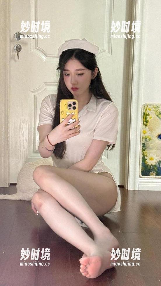 微密圈 - 直击心灵的写真更新：轩子巨2兔的圣诞小视频，完全不一样！-妙时境
