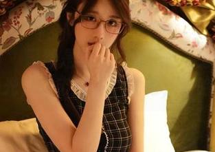 微密圈 - 竟然是这位！轩子巨2兔的原神凝光，点击高清下载吧，哈哈。