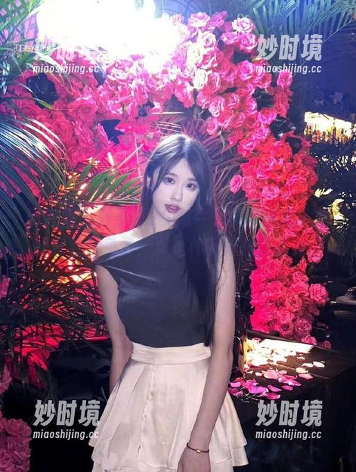 微密圈 - 轩子巨2兔与牛仔裤的邂逅，原图竟然还免费，真是种微妙的吸引力。-妙时境