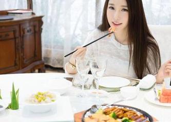 魅妍社 - 完美复刻：原图校服之‘沈佳熹’的青春岁月