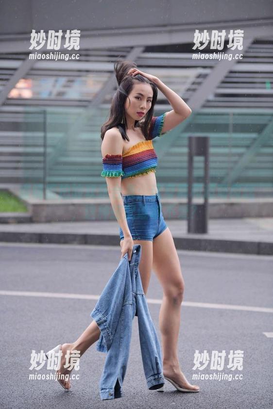 魔镜街拍的欢乐合集:连身裤和超薄肉丝,这种搭配谁敢不爱?-妙时境 魔镜街拍的欢乐合集:连身裤和超薄肉丝,这种搭配谁敢不爱?-妙时境